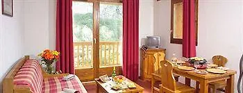 Madame Vacances - Residence Les Valmonts Valloire Hotel